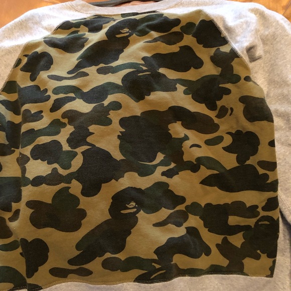 100 % Authentic A Bathing Ape Sweater - Picture 4 of 4